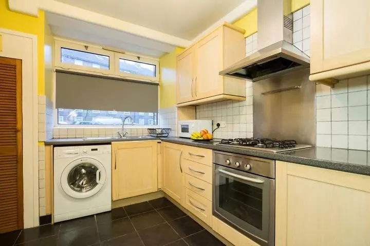 3 Bedroom Flat In Central London 0*,  United Kingdom